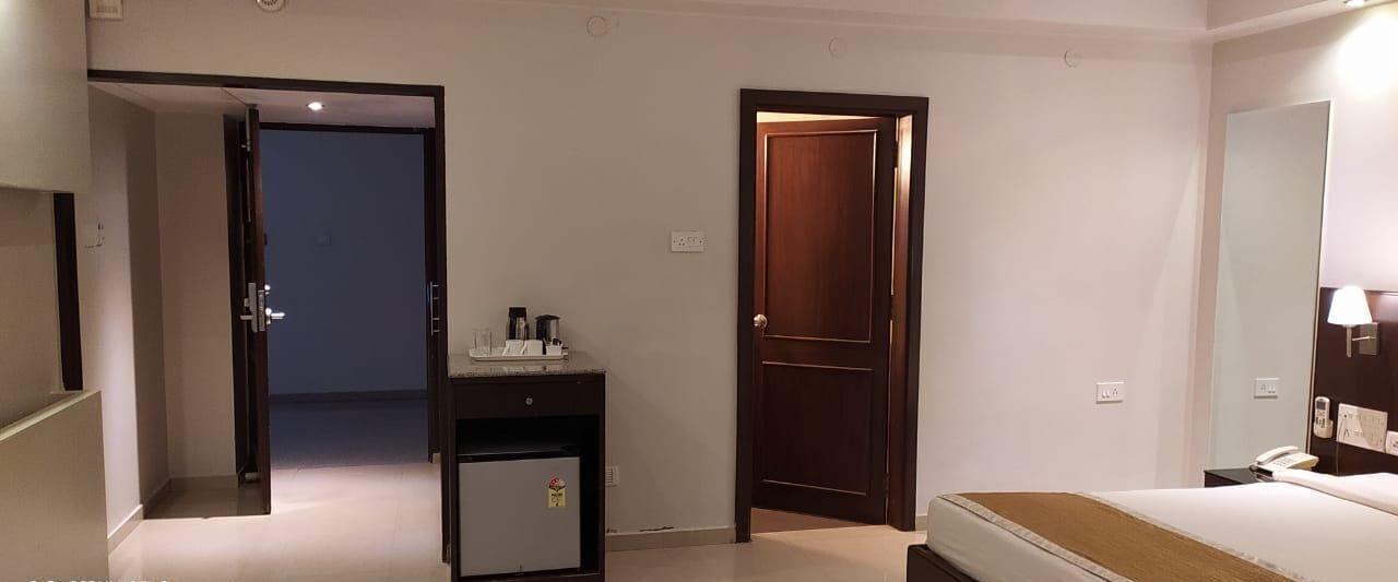 The Curzon Court Bangalore Exterior foto