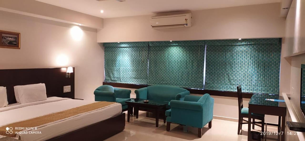 The Curzon Court Bangalore Exterior foto